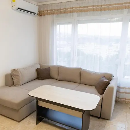 Kris Апартаменты *